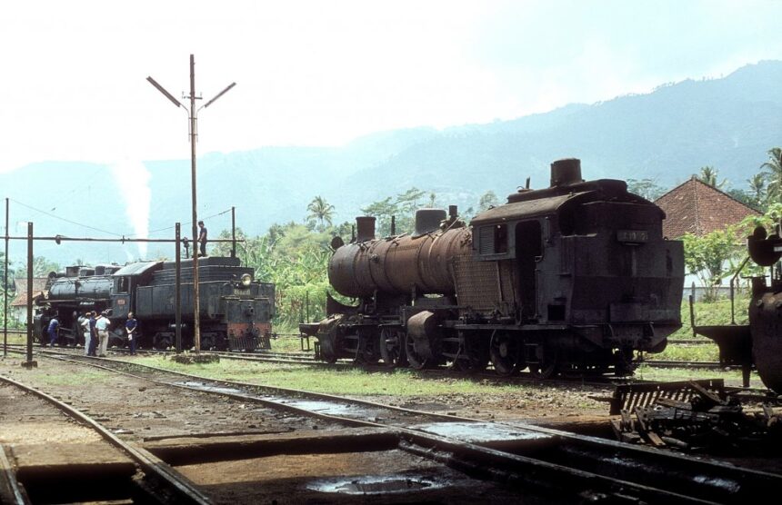 Berziarah ke Mecca of Mallet (Kereta Garut Bag. 6)